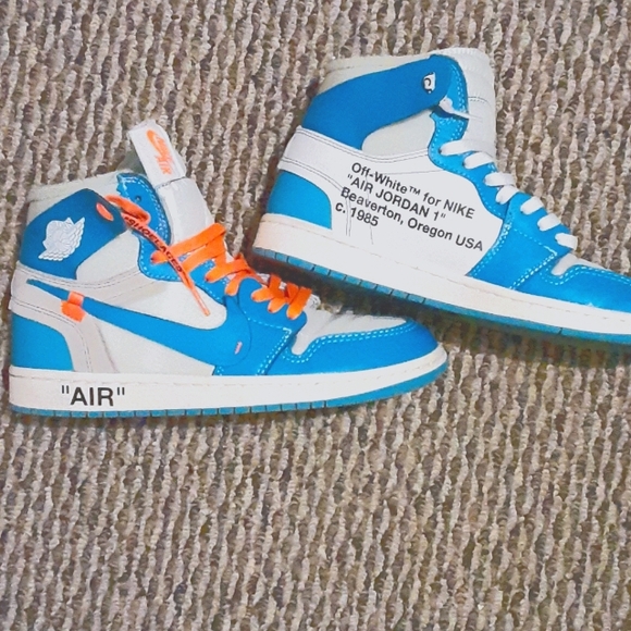 Off white air jordan Retro powder blue UNC
